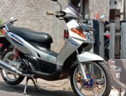 Yamaha Nouvo: Ikon Skuter Matik yang Bersejarah di Indonesia