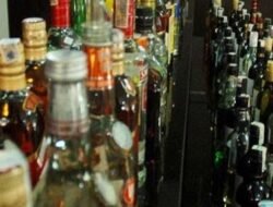 Penggerebekan Gudang Miras Ilegal di Tangsel: Tiga Tersangka Diamankan