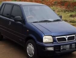 Daihatsu Ceria: Mobil Kecil yang Menggoda di Jalan Raya