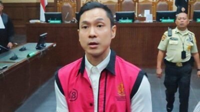 Perjalanan Hidup dan Kasus Korupsi yang Menghebohkan