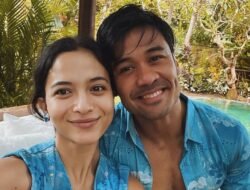 Chicco Jerikho dan Putri Marino Tepis Isu Keretakan Hubungan dengan Unggahan Kemesraan