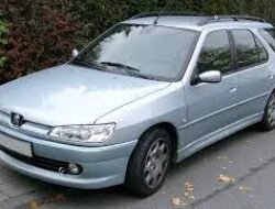 Peugeot 306: Mobil Bekas yang Masih Menawarkan Kualitas