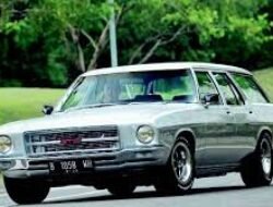 Holden Kingswood: Mobil Bongsor yang Mengukir Sejarah