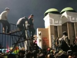 Demonstrasi Besar Tolak RUU TNI: Jalan Gatsu Tersendat