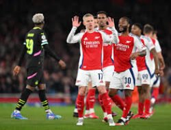 Arsenal Raih Tiga Poin Penting, Dekati Liverpool