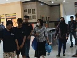 Penangkapan Sejoli yang Membuang Bayi di Depan Rumah Warga