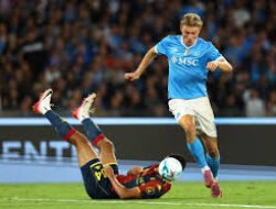 Rasmus Hojlund Tinggalkan Manchester United untuk Bersinar di Napoli
