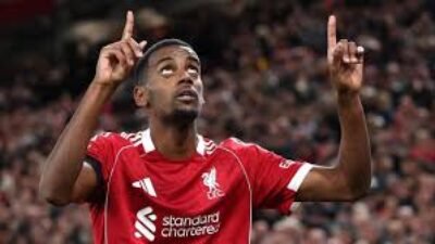 Alexander Isak Masih Kesulitan Mencetak Gol di Liverpool