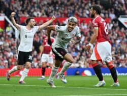 MU Harus Tampil Agresif Melawan Liverpool