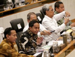 Krisis Lingkungan di Sumatera: DPR Desak Menteri Kehutanan Mundur