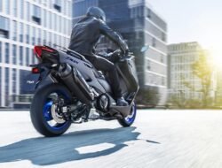 Yamaha TMAX DX: Skuter Mewah untuk Gaya Hidup Aktif