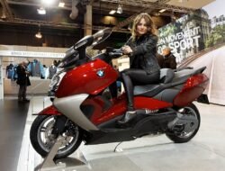 Skuter BMW C 650 GT: Perpaduan antara Sport dan Kenyamanan