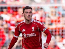 Andy Robertson Ungkap Alasan Batal Pindah ke Spurs: Pilih Stabilitas dan Misi di Liverpool