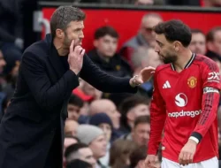 MU Tetap Tak Terkalahkan, Carrick Tegaskan: “Kita Harus Tetap Rendah Hati”