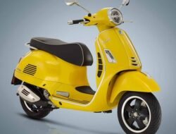 Saat Vespa Tidak Lagi Sekadar Santai: GTS 300 Super Tech Unjuk Gigi