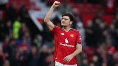 Tak Pergi, Maguire Justru Bertahan: Keputusan yang Mengubah Cerita di Manchester United