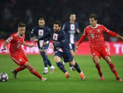 Handball Pemain PSG Tak Dianggap Penalti, Bayern Munich Dibuat Kebingungan oleh Keputusan Wasit